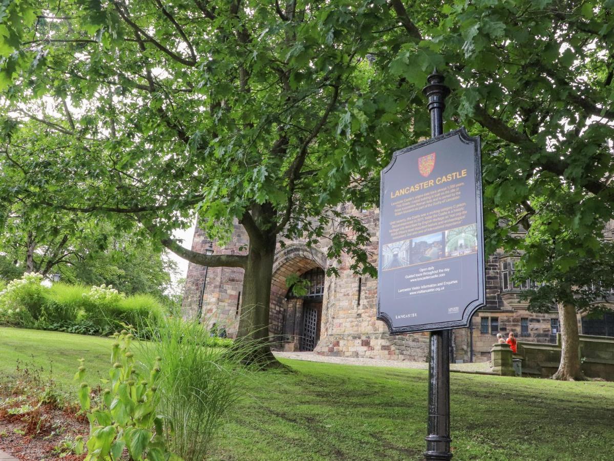 5 Castle Hill Villa Lancaster Exterior foto